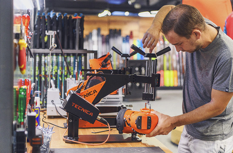 Déformation de coques et bootfitting chez François Sports Morges Bremblens